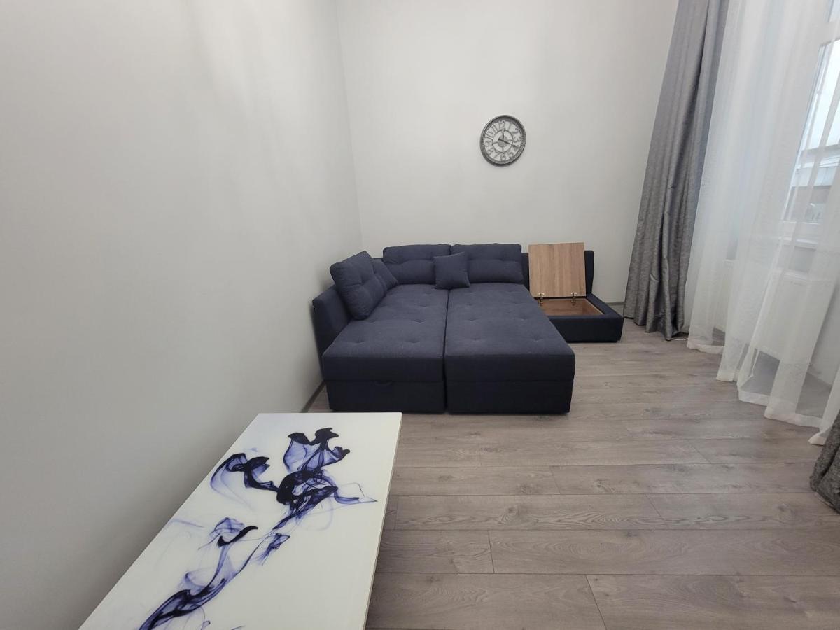 Warm & Cozy Apartment In The Heart Of Historical Lviv Ngoại thất bức ảnh