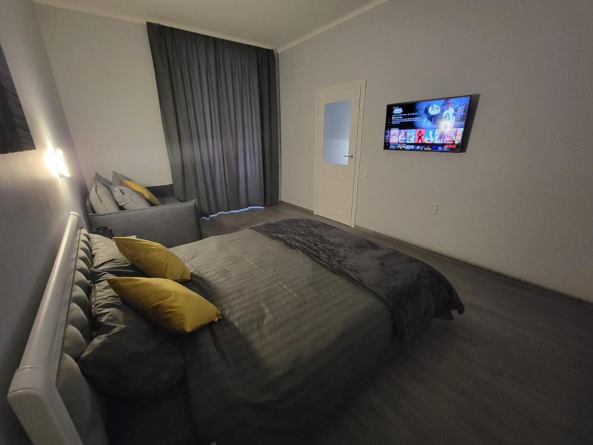 Warm & Cozy Apartment In The Heart Of Historical Lviv Ngoại thất bức ảnh